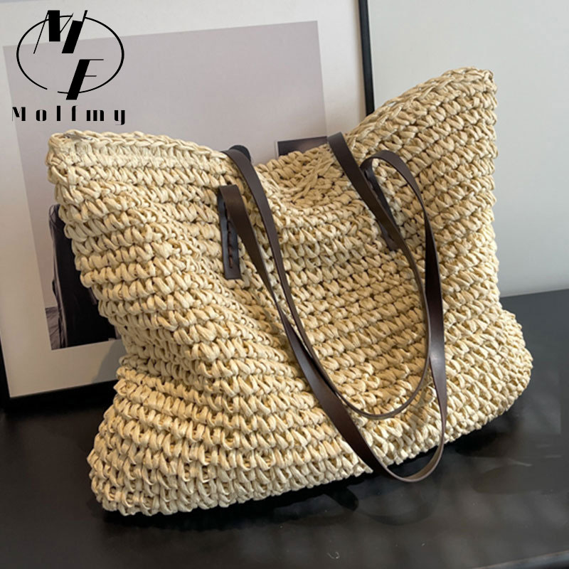 Women Bags Offers - حقائب يد كبيرة من القش المنسوج