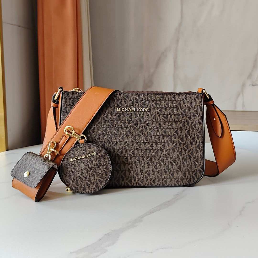 Women Bags Mk - طقم نسائي جديد من مايكل كورس