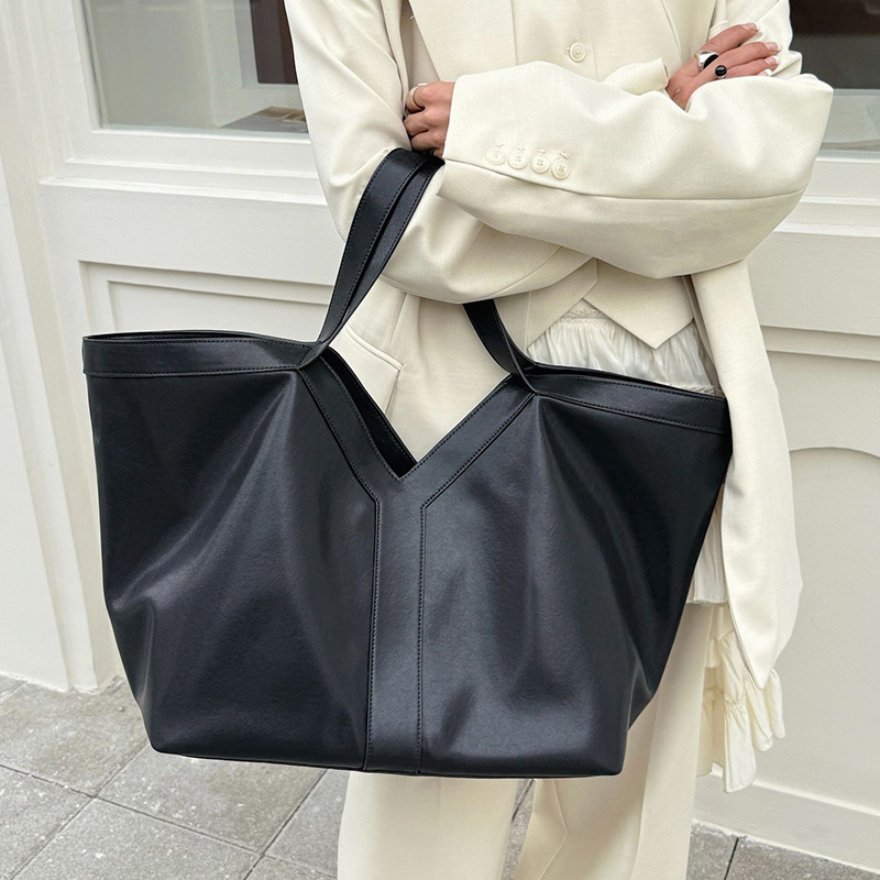 حقائب يد نسائية فاخرة من الجلد - مراجعة Women Bags In Sale وسعره