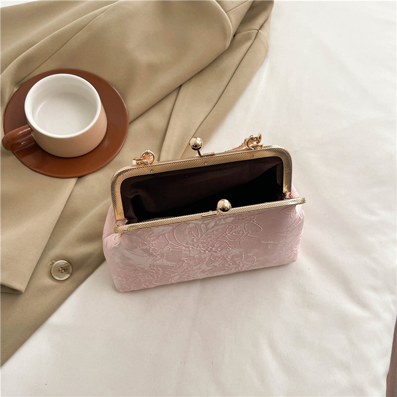 خمر الكلاسيكية حقيبة الدانتيل  - مراجعة Clutch Bag Evening وسعره