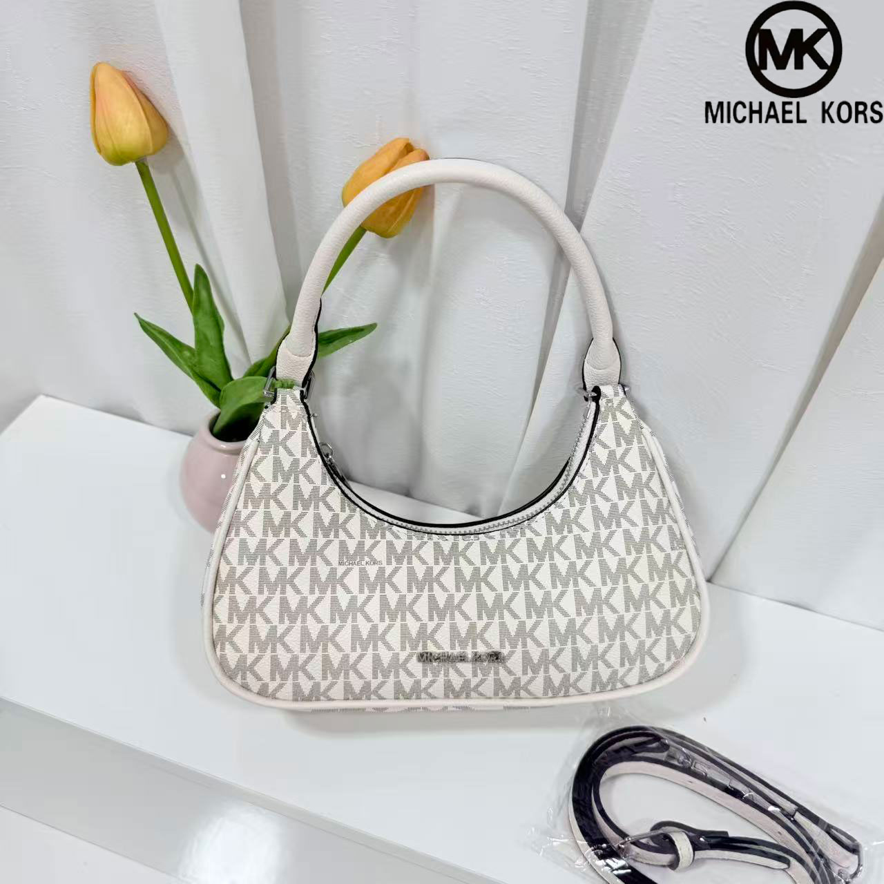 تصميم جديد تمامًا من مايكل كور - مراجعة Women Bags Mk وسعره