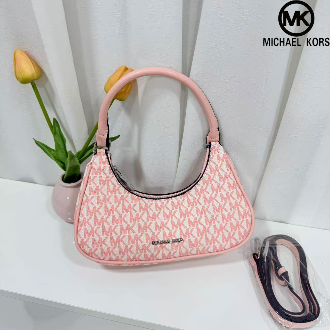 تصميم جديد تمامًا من مايكل كور - مراجعة Women Bags Mk وسعره