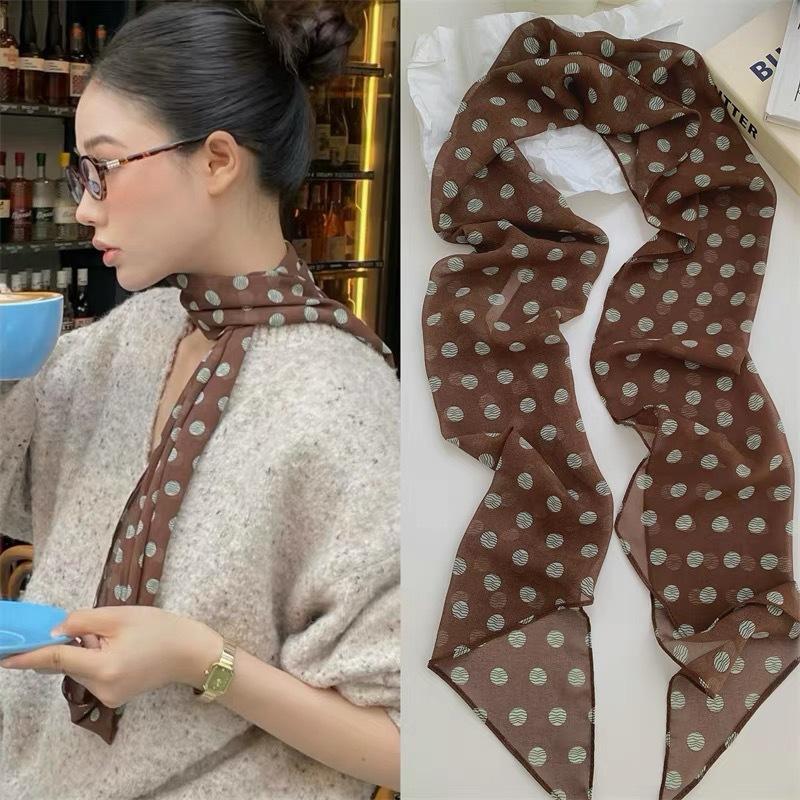 وشاح حريري رفيع بنقشة الزهور و - مراجعة Women Bags Daily Use وسعره