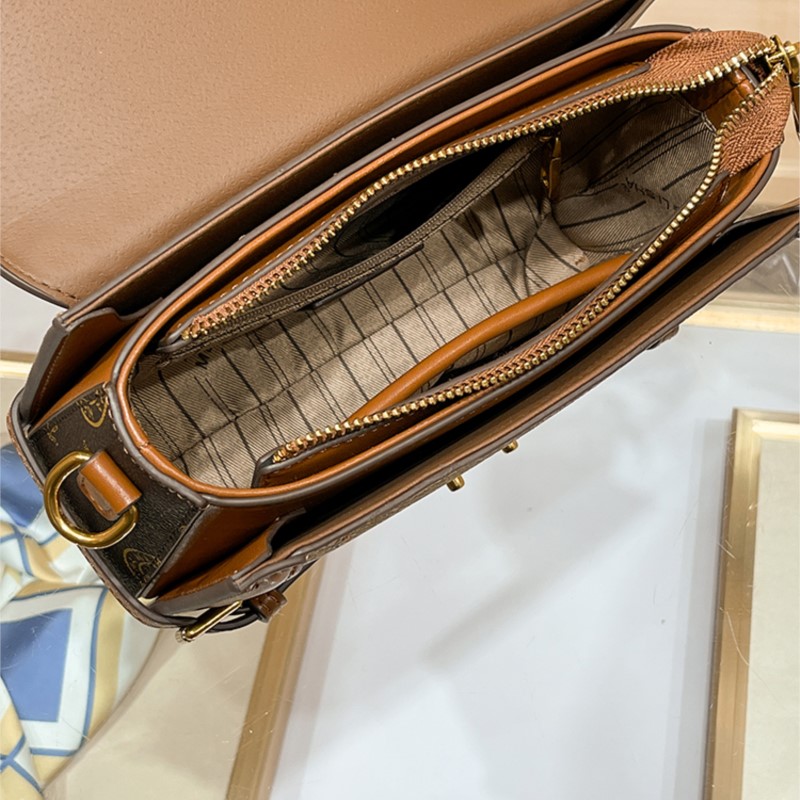 حقيبة ماسنجر كلاسيكية للنساء م - مراجعة Women Bags Popular Brands وسعره